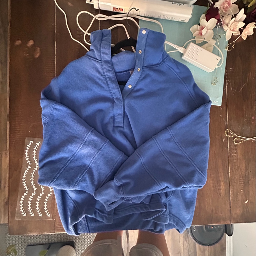 ❌Free People Movement Pullover❌ SOLD
